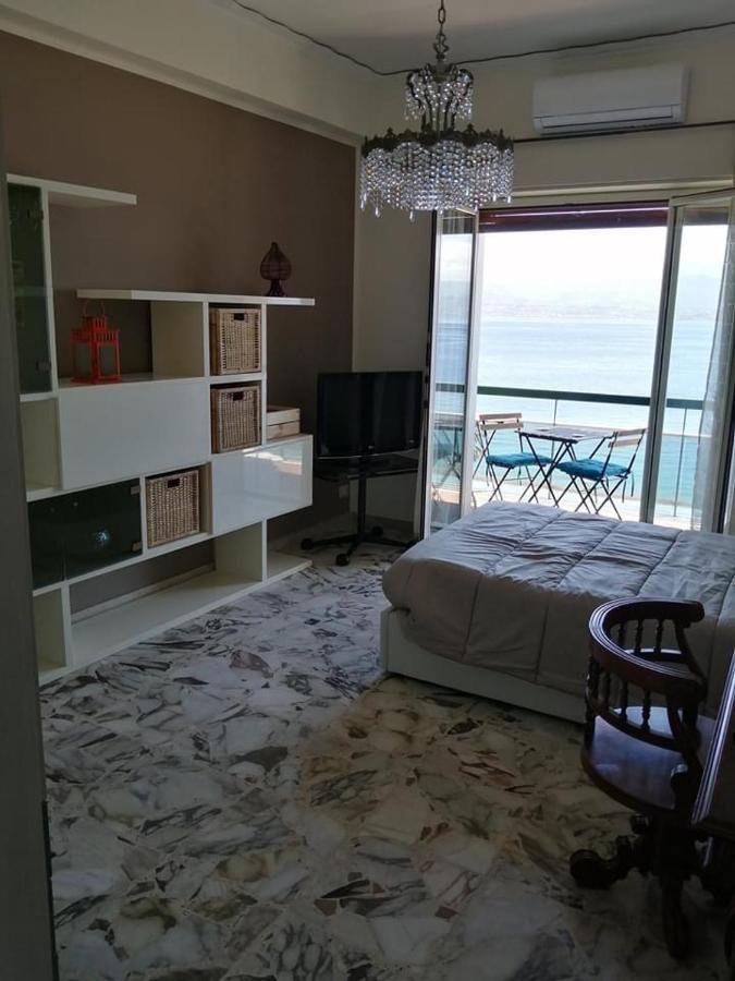 The Door Of Sicily Apartment Messina Exterior photo